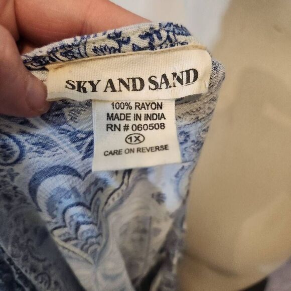 Sky and Sand Blue Floral Print Swimsuit Cover Up Size 1X - Picture 4 of 4